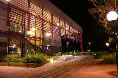 澳洲臥龍崗大學通信專業(yè)入學要求解析